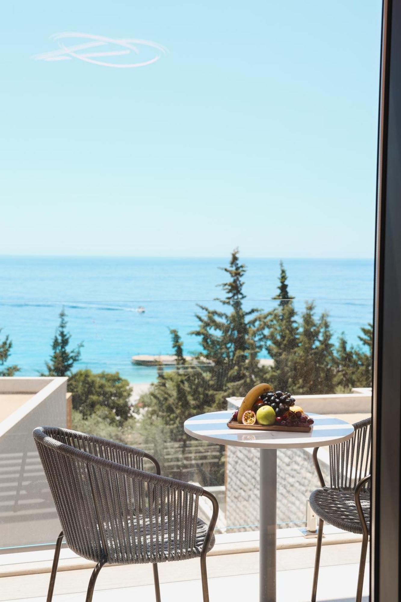 Drymades Inn Resort Dhermi Exterior photo